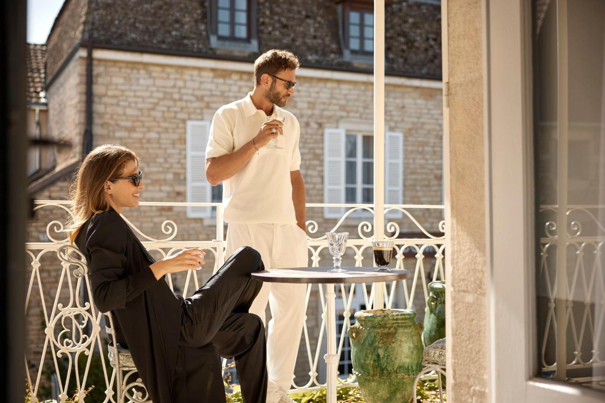 Como Le Montrachet Пюліньї-Монраше Екстер'єр фото